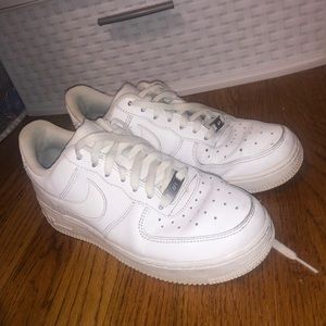 Nike Air Force 1 Women’s shoe